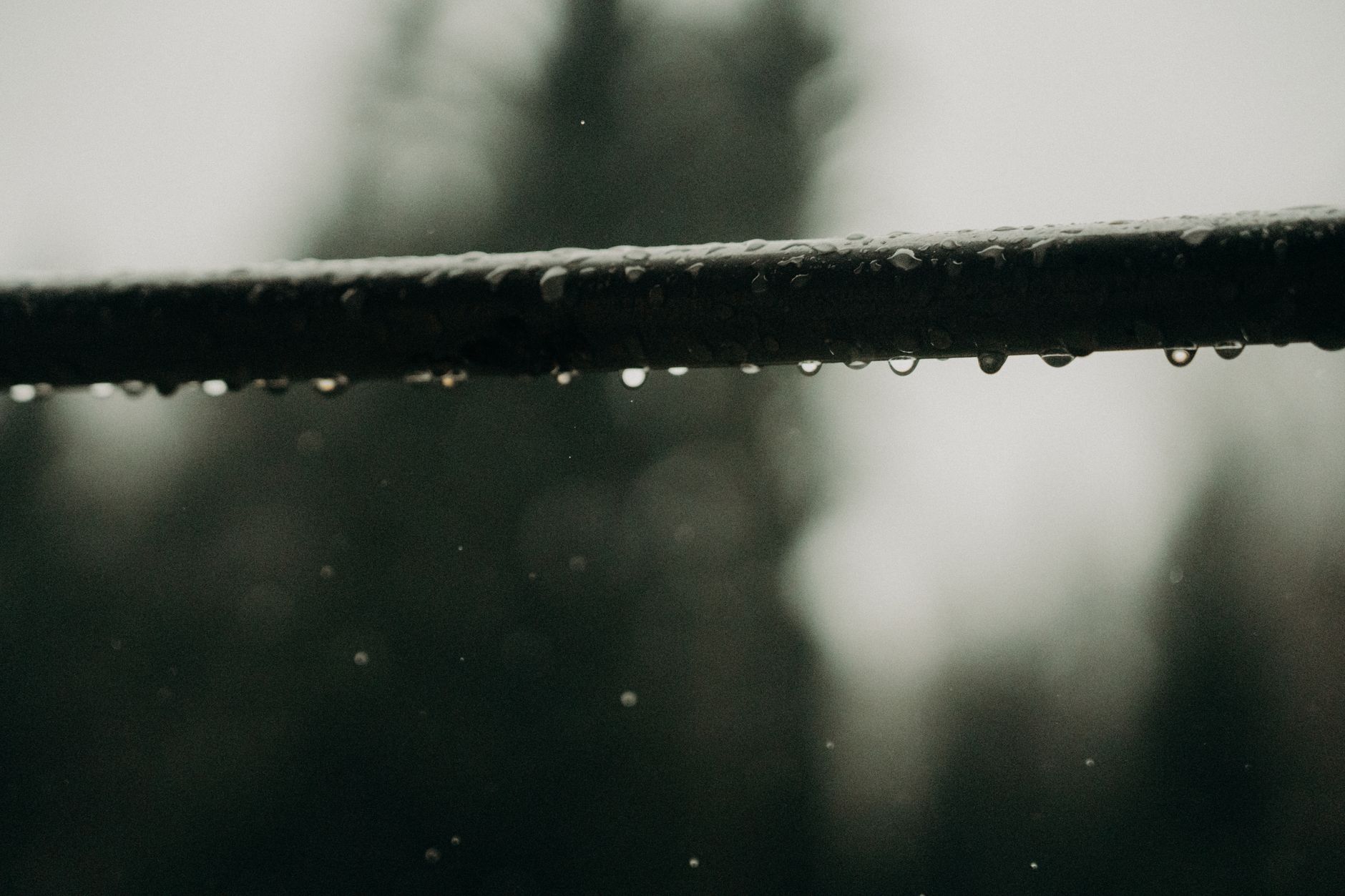 Gutter Replacement — Custom Flow seamless rain gutters